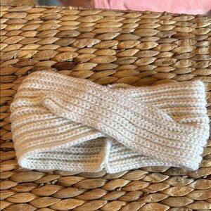 Urban Outfitters Soft Cream Knit Headband